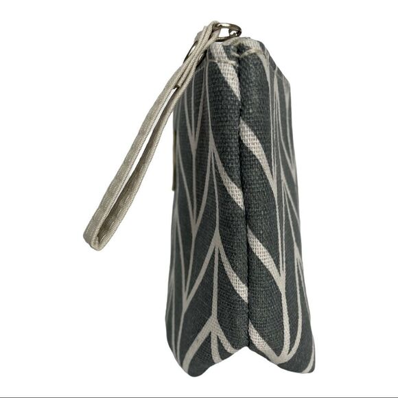 HANDMADE COSMETICS BAG - Picture 6 of 7